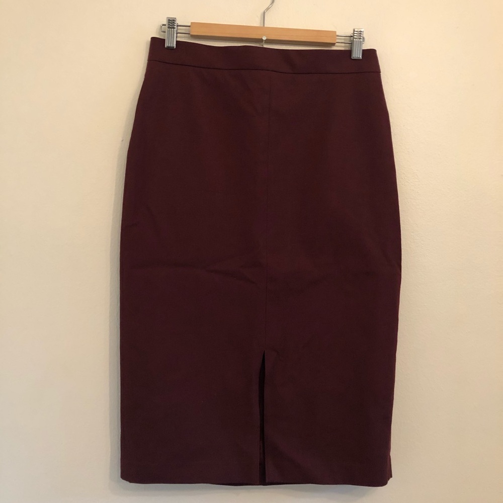 Banana Republic maroon pencil skirt with slit